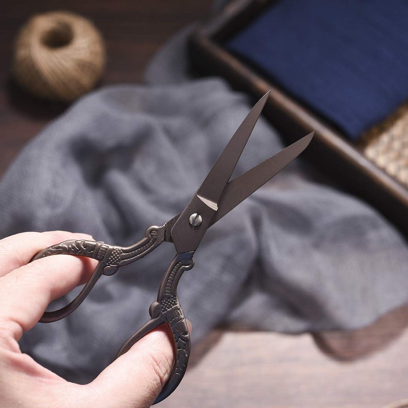 HITOPTY 5inch Vintage Style Scissors Titanium Plating Stainless Steel Antique Shears for Craft Embroidery Crochet Needle Point Knitting Project - Image 4
